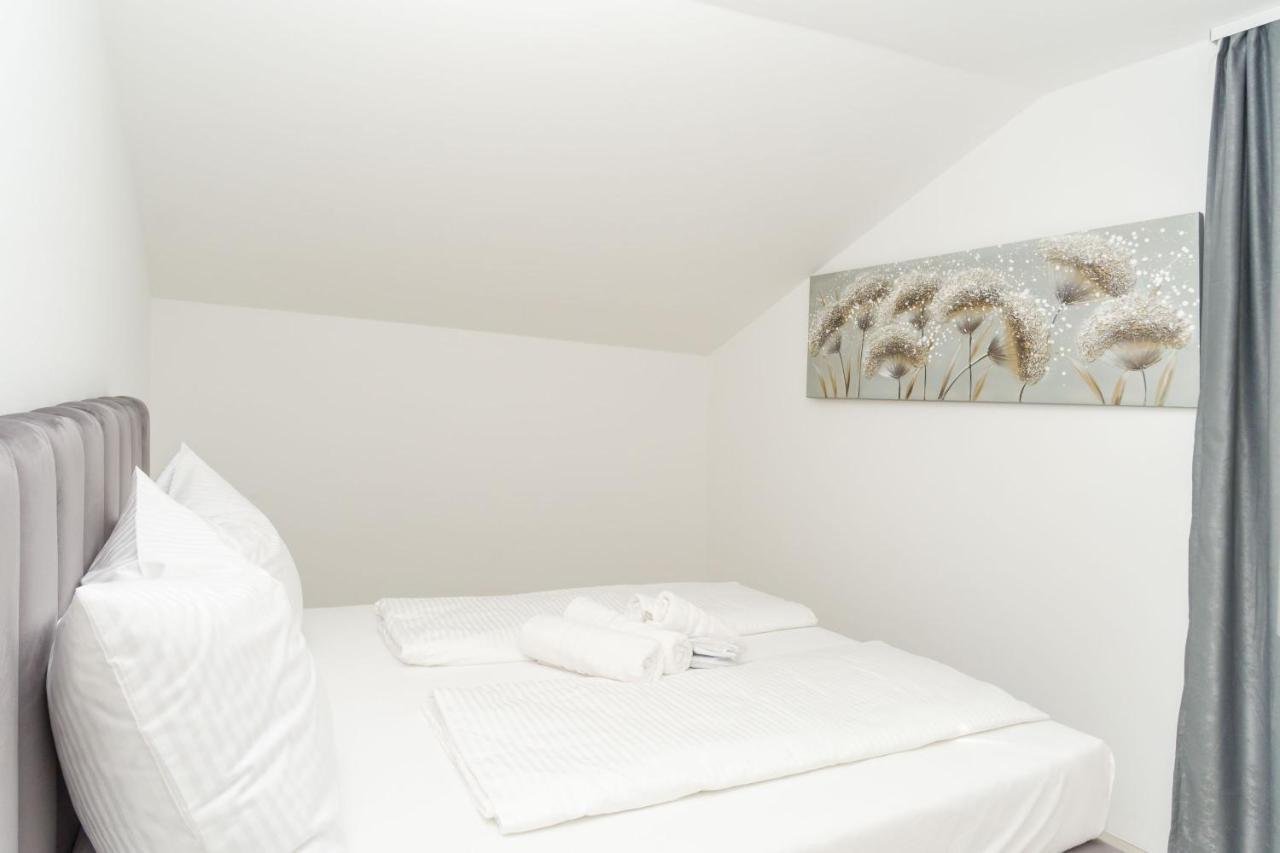 Apartmani Simi - The Sun Crikvenica Exterior photo