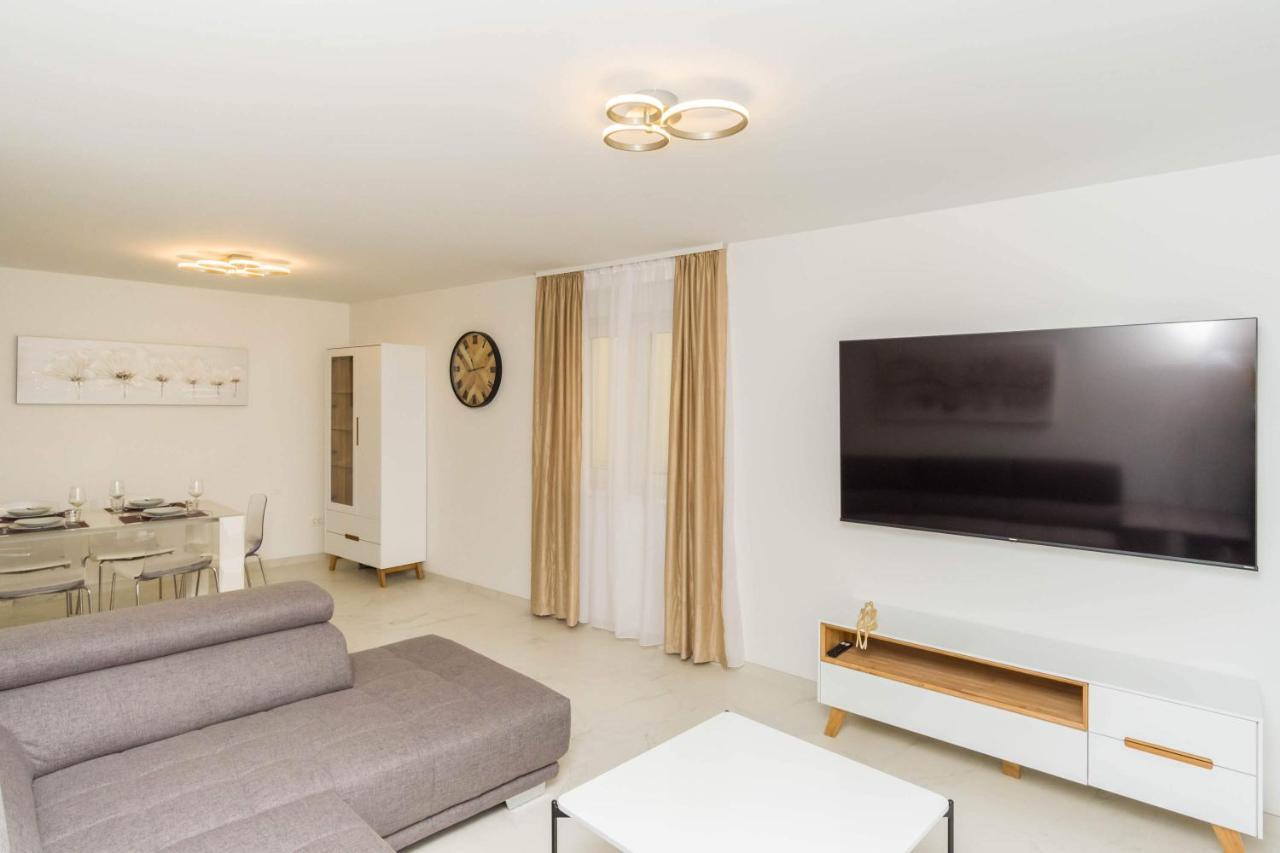 Apartmani Simi - The Sun Crikvenica Exterior photo